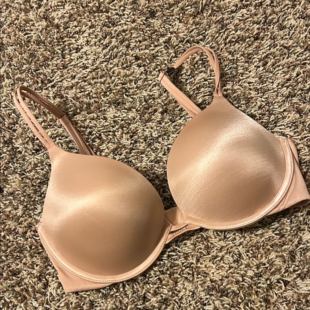 Seamless Tan Victorias Secret Bra
